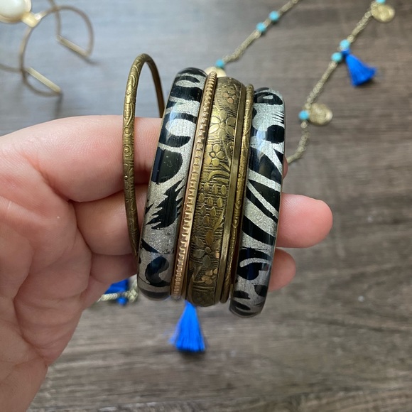 Lot bundle of fashion jewelry bangles necklace cuf - Picture 8 of 8